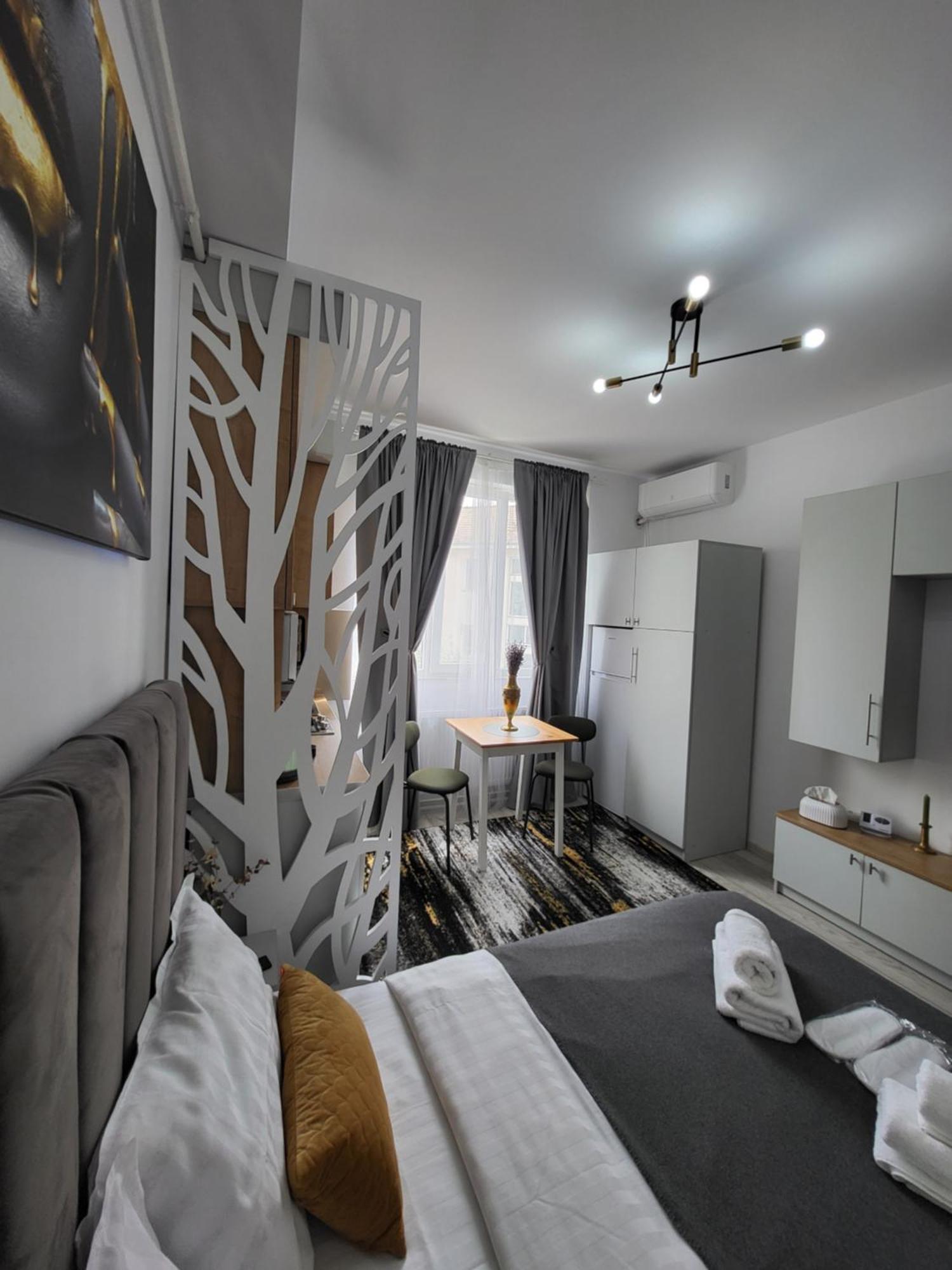 Apartment Helen Onesti