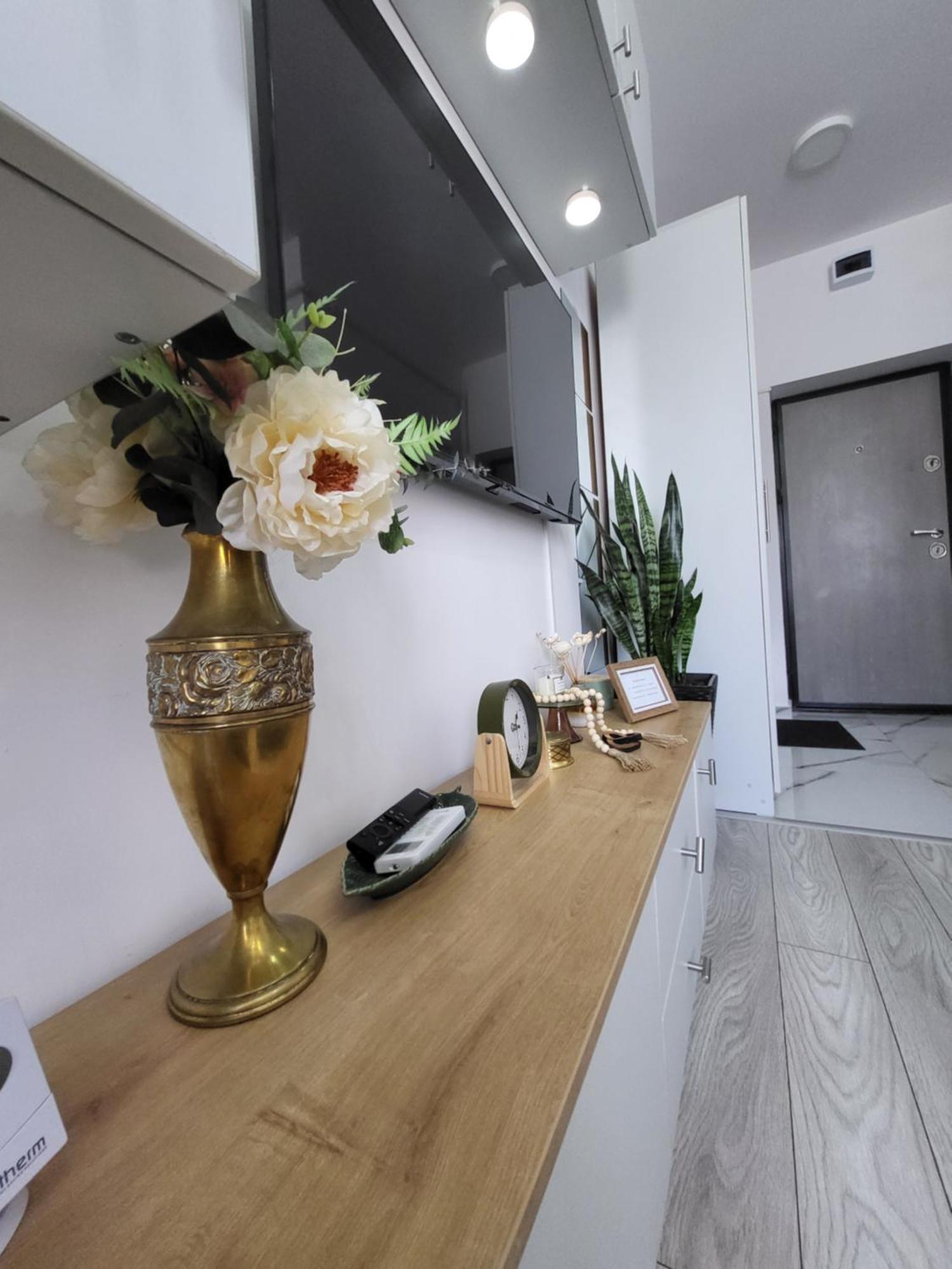 Helen Apartment